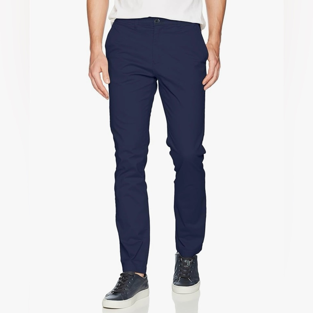 Men’s Tommy Hilfiger Navy Khaki Pants.  Excellent Used Condition.  38x30.